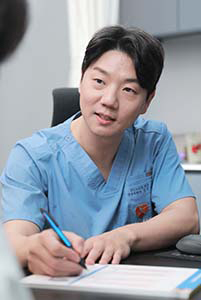 김진호 대표원장 이미지